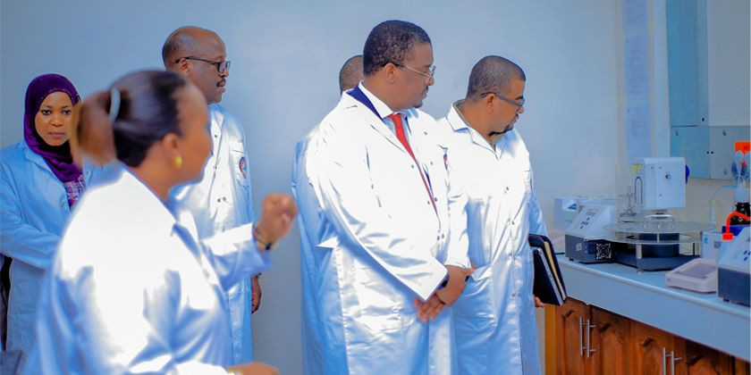 First slide [850x425]